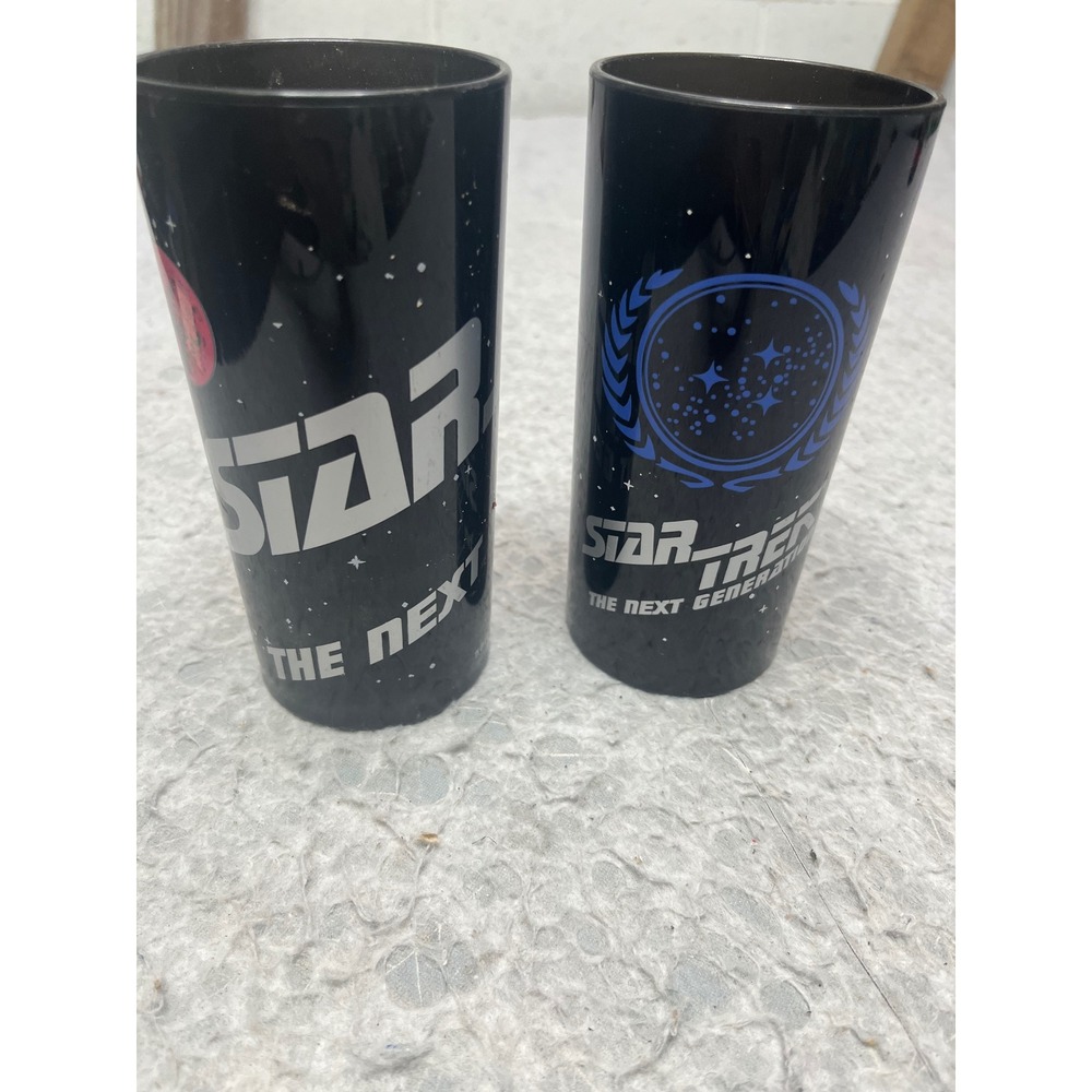 Vintage‎ 1994 Star Trek The Next Generation Plastic Tumblers Set of 2 Black Cups